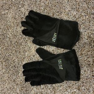 Justice: Gloves